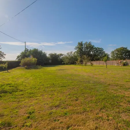 Maison Familiale La Moutonniere Tatil Evi Prinquiau