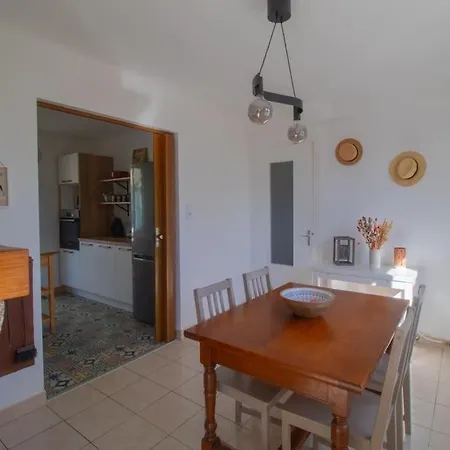 Maison Familiale La Moutonniere *