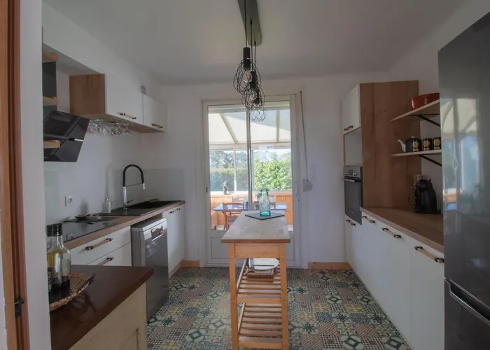 Casa de Férias Maison Familiale La Moutonniere Prinquiau