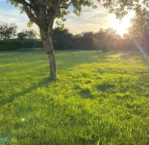 Casa de Férias Maison Familiale La Moutonniere Prinquiau